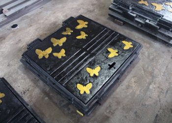 manhole-cover-madiun-2 manhole-cover-madiun-2