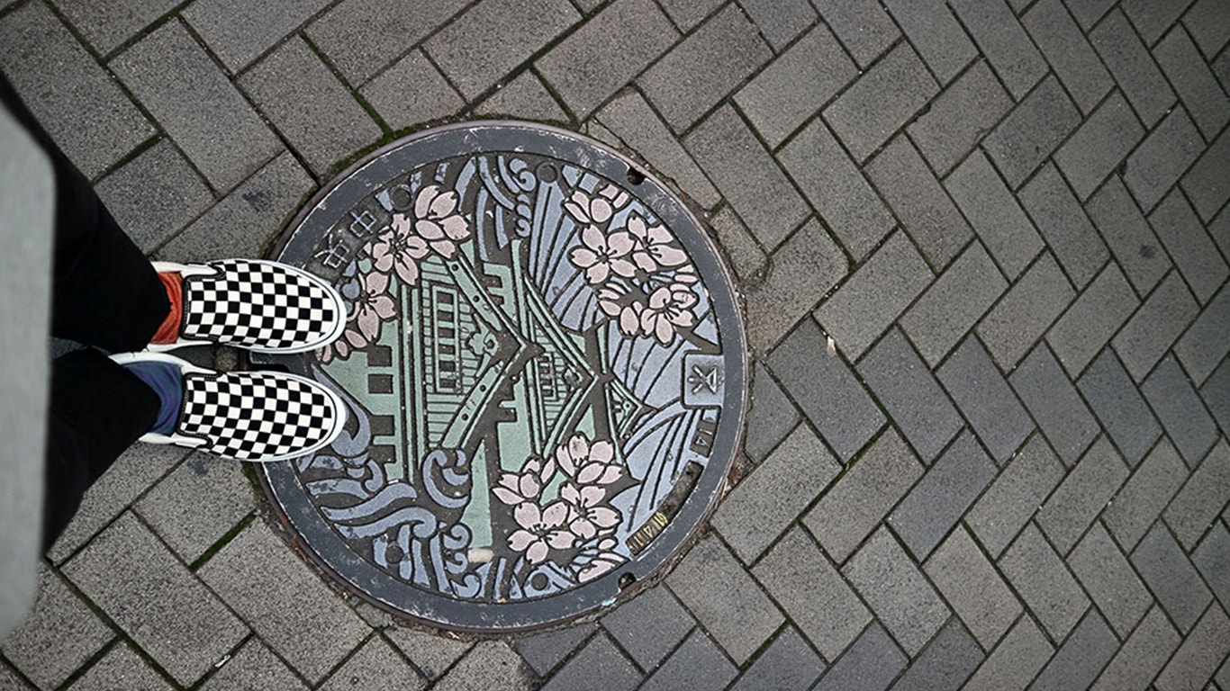 pentingnya manhole cover