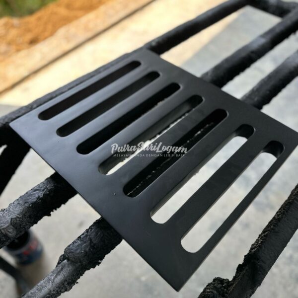 Grill Cover. Grill Cover.