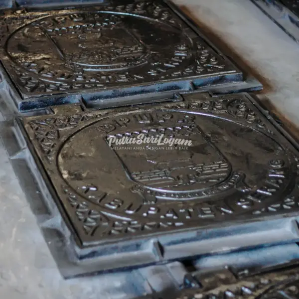 Struktur Utama Manhole dalam Sistem Saluran Bawah Tanah 